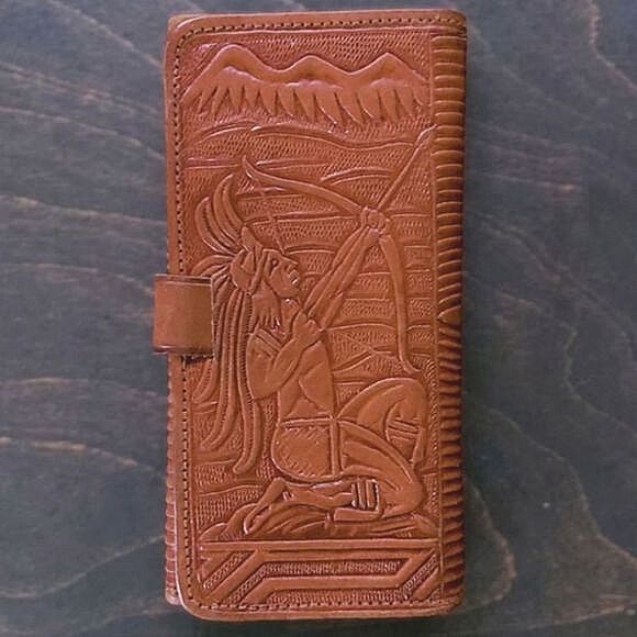 Vtg Mexican hazel tooled leather trifold clutch wallet - Picture 5 of 10
